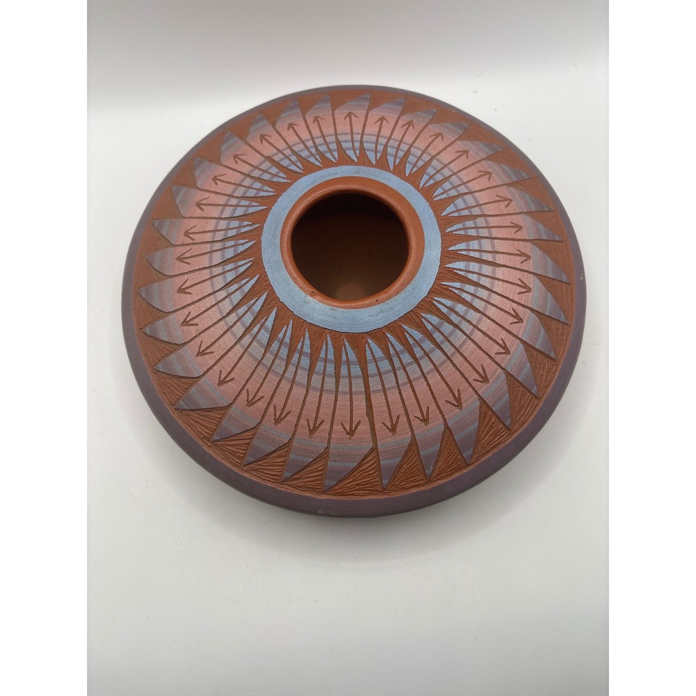 T Phillips Navajo Seed Pot Native American Etched Red Clay Pottery Signed - Picture 6 of 10
